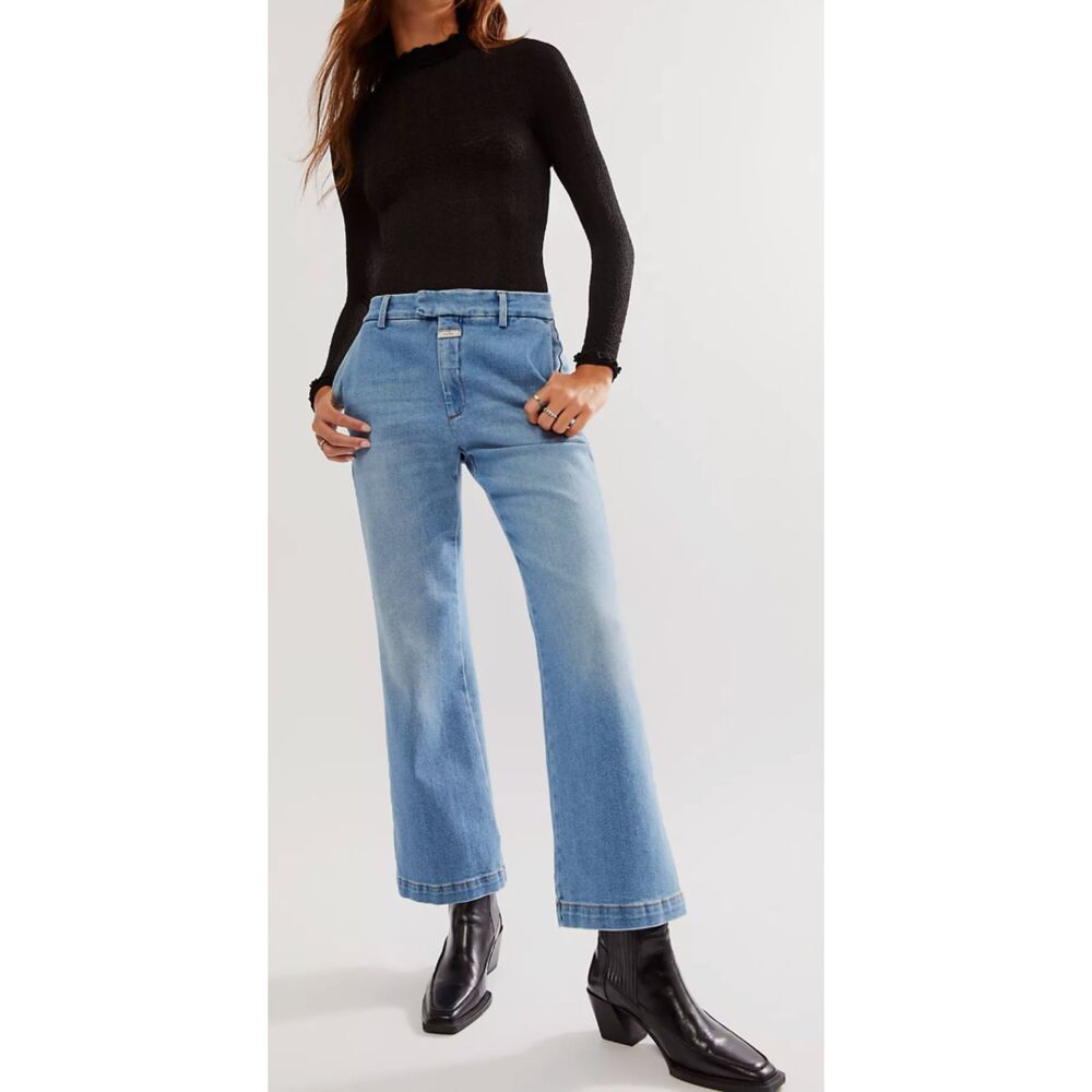 CLOSED Wharton Cropped Flare Jeans Size 26